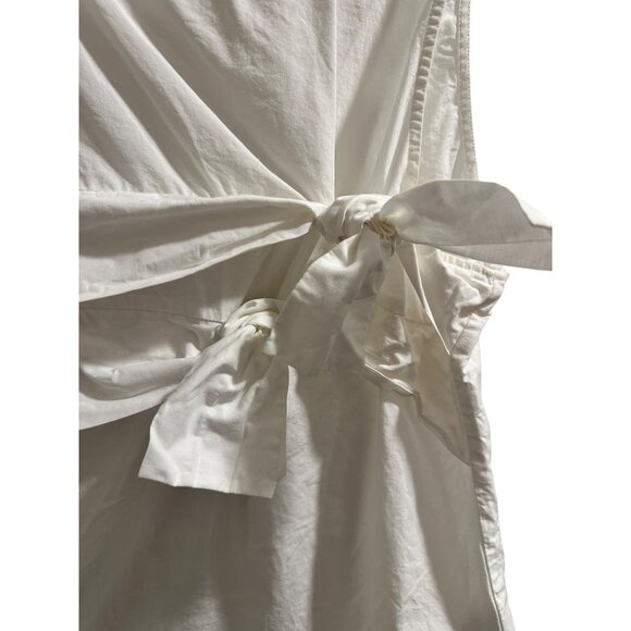 🍒 2/$20 🍒 White Sleeveless Blouse with 3 Bows and Ruching Across Front sz M - Picture 4 of 7